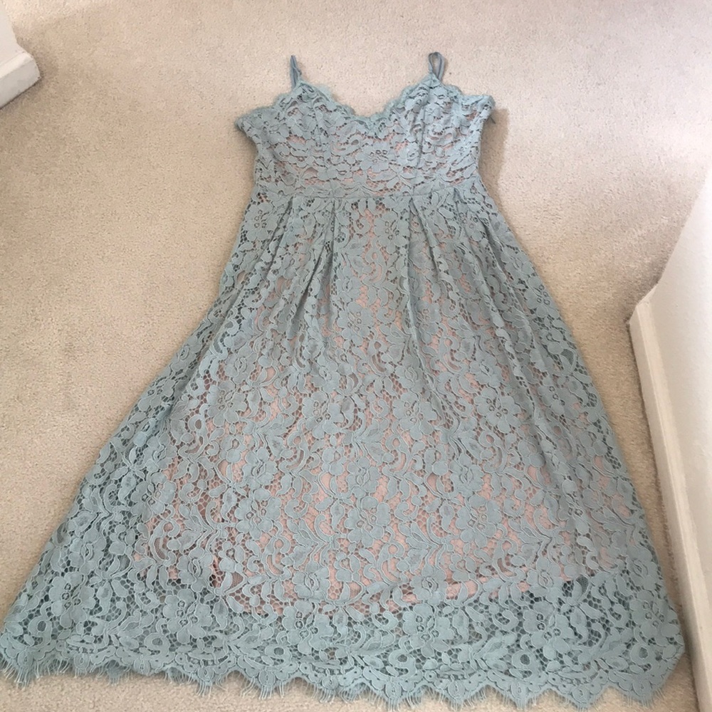 Lace dress